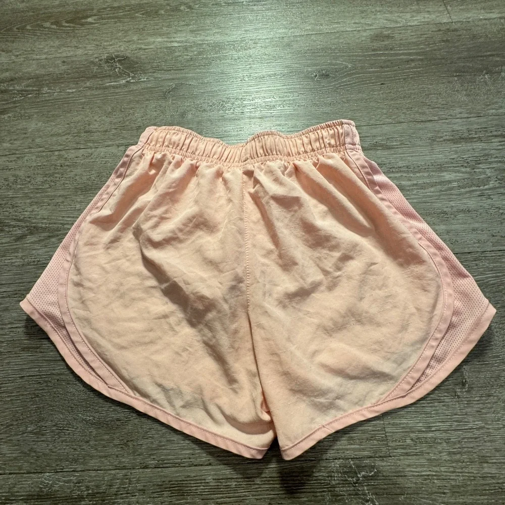 Nike Running Shorts Womens XS Pink Polyester Dri-FIT Tempo Mid-Rise DB4487-632
